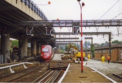 Z38213 - Liège-Guillemins - 1998.06.30 - Roger CRIKELAIRE.jpg